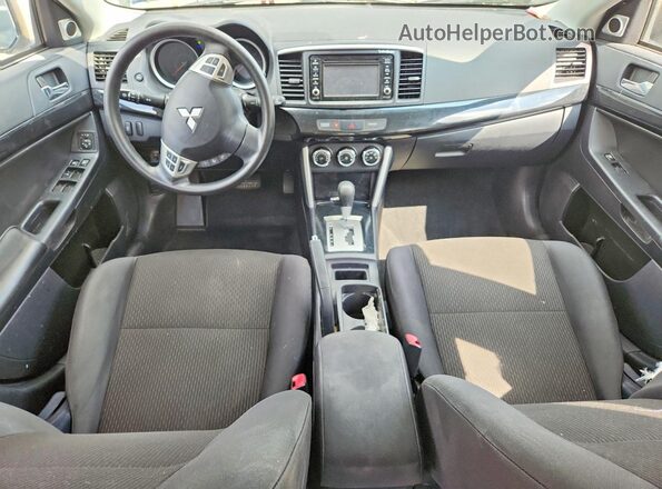 JA32U2FU5HU001893 2017 MITSUBISHI LANCER Черный Вид панели приборов