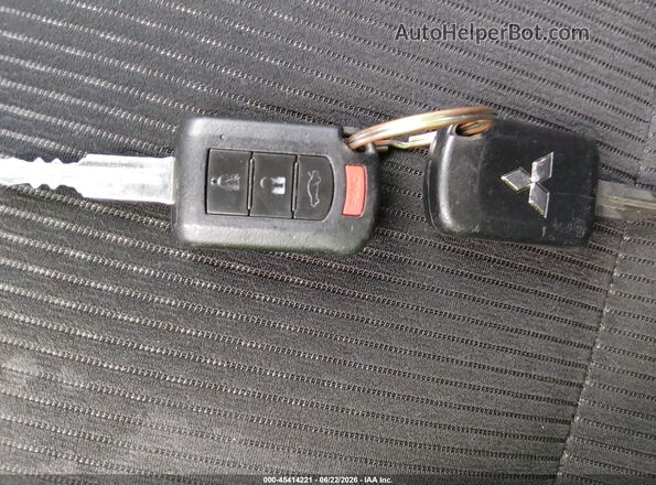 JA32U2FUXGU007168 2016 MITSUBISHI LANCER Серебряный Вид панели приборов