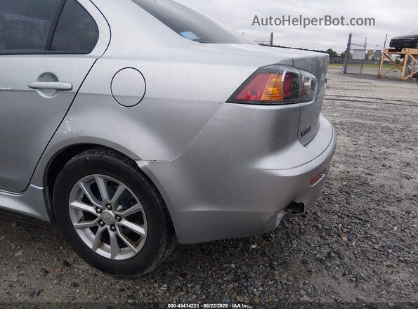 JA32U2FUXGU007168 2016 MITSUBISHI LANCER Серебряный Вид спереди