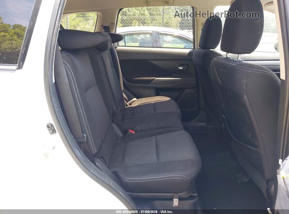 JA4AD2A30HZ024586 2017 MITSUBISHI OUTLANDER Белый Вид наклейки с VIN-кодом