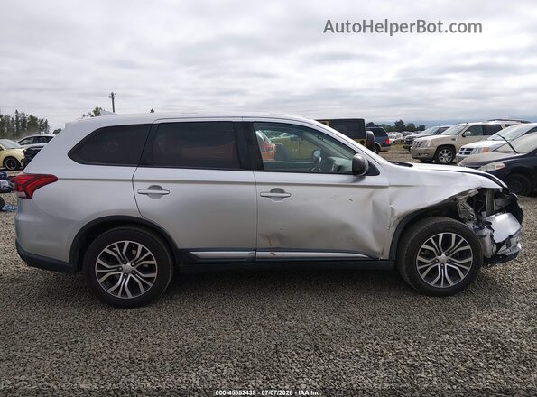 JA4AD2A30JZ004571 2018 MITSUBISHI OUTLANDER Серебряный Вид задней части салона