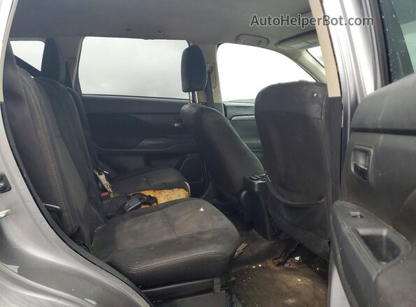 JA4AD2A33HZ046503 2017 MITSUBISHI OUTLANDER Silver Սալոնի հետևի տեսք