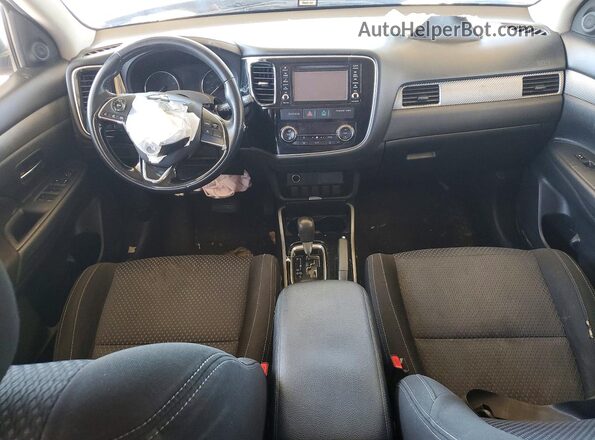 JA4AD2A35HZ035275 2017 MITSUBISHI OUTLANDER Красный Вид панели приборов