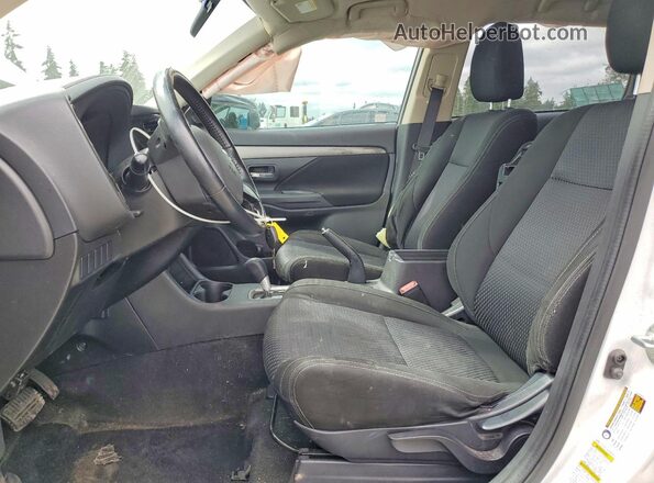 JA4AD2A3XGZ000133 2016 MITSUBISHI OUTLANDER White Vista interior delantera