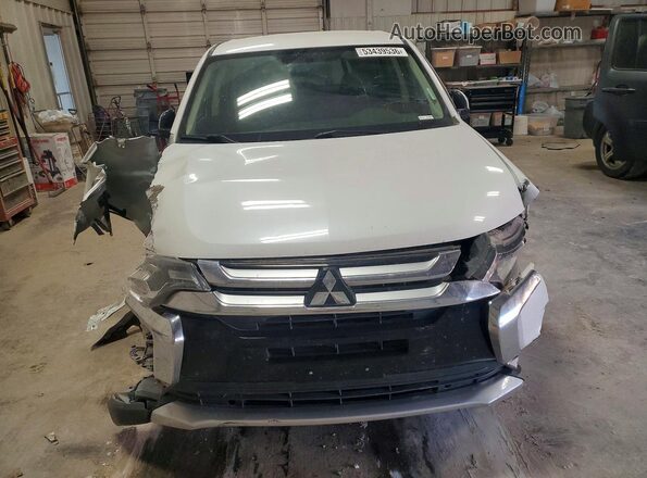 JA4AD3A30JZ028035 2018 MITSUBISHI OUTLANDER White Widok z przodu