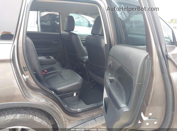 JA4AD3A30JZ036698 2018 MITSUBISHI OUTLANDER Brown VIN sticker view