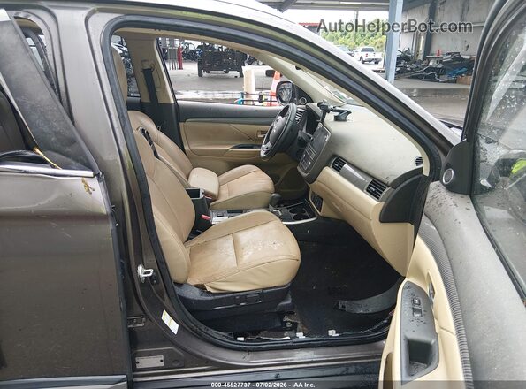 JA4AD3A30KZ005839 2019 MITSUBISHI OUTLANDER Pewter Widok wnętrza z przodu