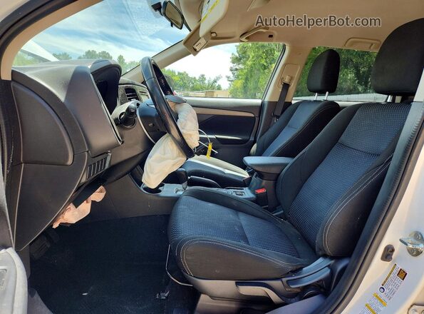 JA4AD3A35GZ024944 2016 MITSUBISHI OUTLANDER White Widok wnętrza z przodu