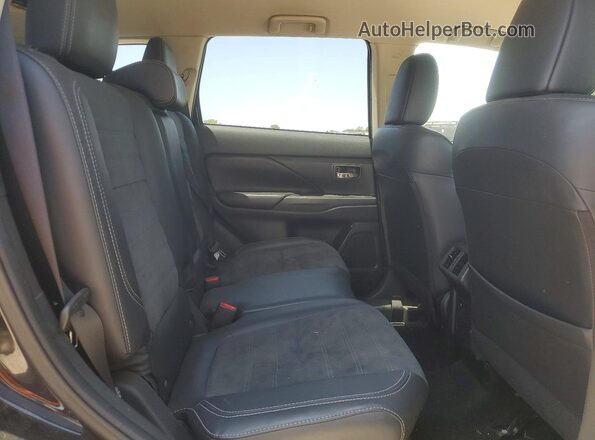 JA4AD3A35KZ043065 2019 MITSUBISHI OUTLANDER Black Rear interior view