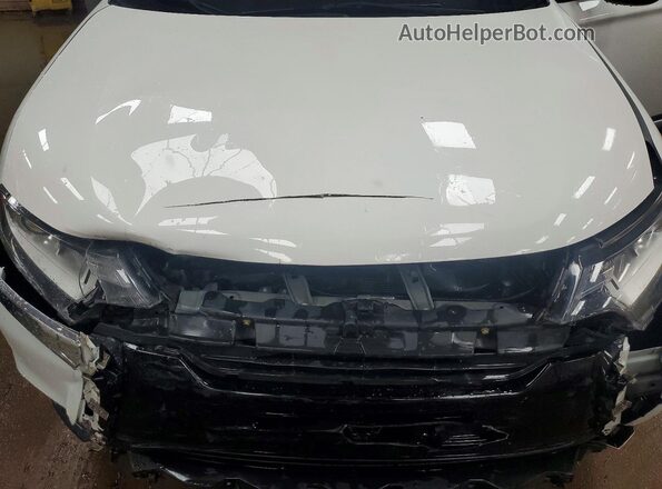 JA4AD3A37HZ005491 2017 MITSUBISHI OUTLANDER White Engine compartment view