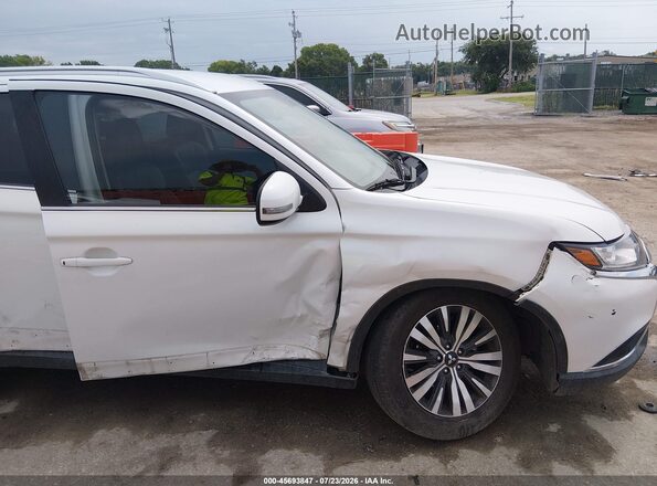 JA4AD3A38KZ025059 2019 MITSUBISHI OUTLANDER White Front view