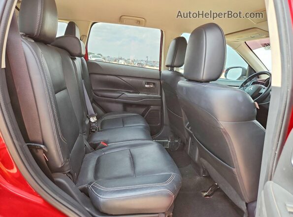 JA4AD3A38KZ036725 2019 MITSUBISHI OUTLANDER Red Widok wnętrza z tyłu