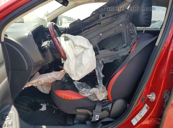 JA4AD3A39HZ021627 2017 MITSUBISHI OUTLANDER Red Front interior view