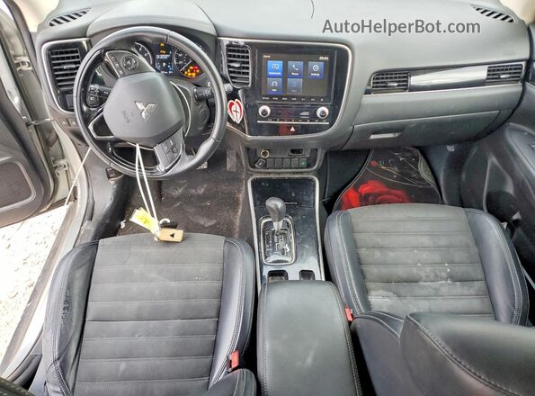 JA4AD3A39LZ005341 2020 MITSUBISHI OUTLANDER Серебряный Вид панели приборов