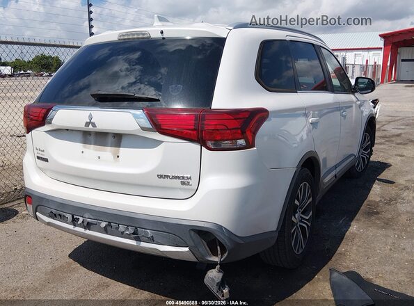JA4AD3A3XJZ043464 2018 MITSUBISHI OUTLANDER White უკანა მარჯვენა
