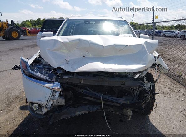 JA4AD3A3XJZ043464 2018 MITSUBISHI OUTLANDER White უკანა სალონის ხედი