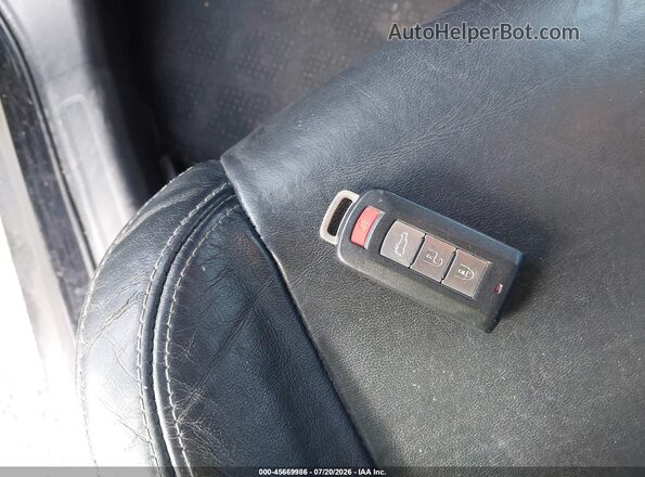 JA4AD3A3XLZ018650 2020 MITSUBISHI OUTLANDER Черный Вид панели приборов