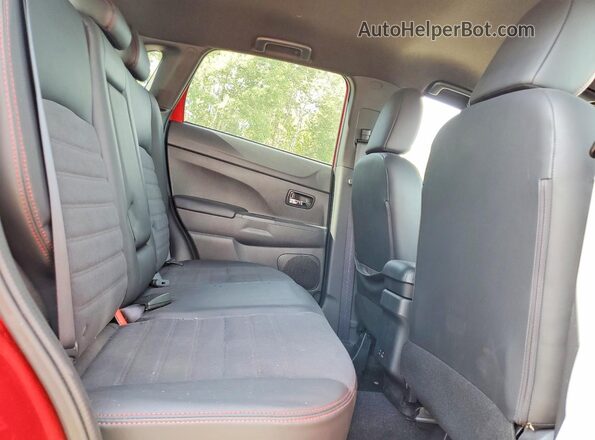 JA4AJVAW1PU605157 2023 MITSUBISHI RVR Red უკანა სალონის ხედი
