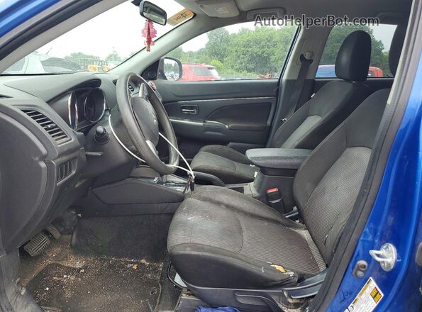 JA4AP3AU0JU012205 2018 MITSUBISHI OUTLANDER Blue Вид салону спереду