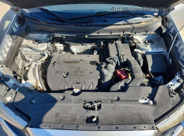 JA4AP3AU0KU007555 2019 MITSUBISHI OUTLANDER Silver Engine compartment view