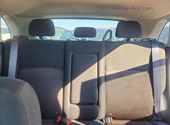 JA4AP3AU0KU007555 2019 MITSUBISHI OUTLANDER Silver Rear seats view