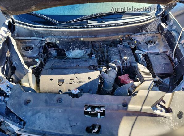 JA4AP3AU1HZ061832 2017 MITSUBISHI OUTLANDER Серый Вид задней части салона