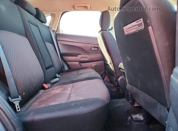 JA4AP3AU1HZ061832 2017 MITSUBISHI OUTLANDER Серый Вид задних сидений