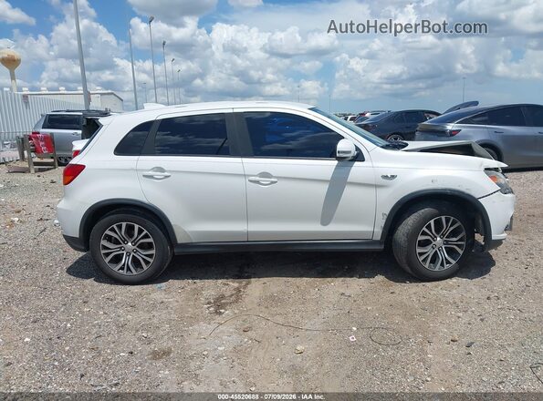 JA4AP3AU1JZ010448 2018 MITSUBISHI OUTLANDER SPORT White Սալոնի հետևի տեսք