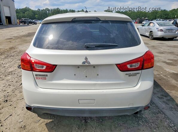 JA4AP3AU2GZ040907 2016 MITSUBISHI OUTLANDER White Rear view