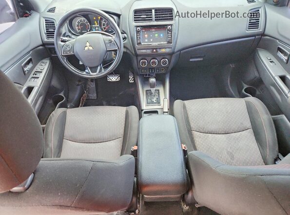 JA4AP3AU2JU004185 2018 MITSUBISHI OUTLANDER Black Առջևի վահանակի տեսք