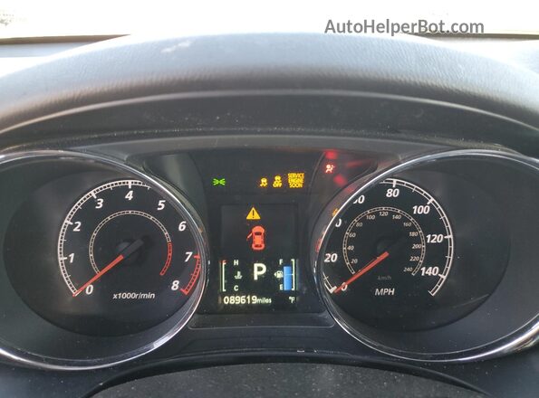 JA4AP3AU2LU025167 2020 MITSUBISHI OUTLANDER White Սարքավորումների վահանակի տեսք