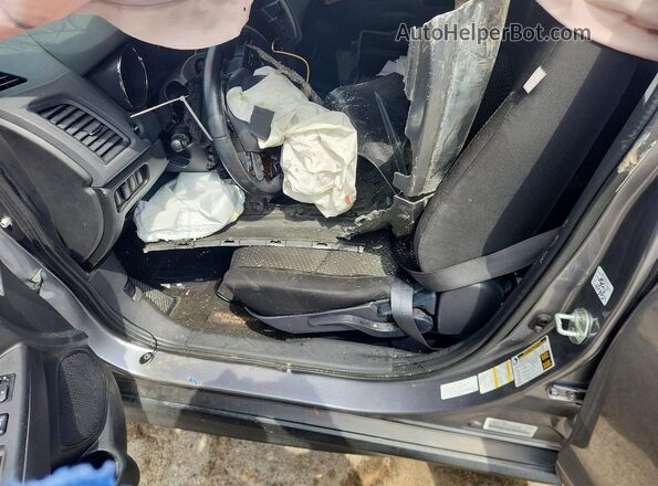 JA4AP3AU5GZ041260 2016 MITSUBISHI OUTLANDER Серебряный Вид салона спереди