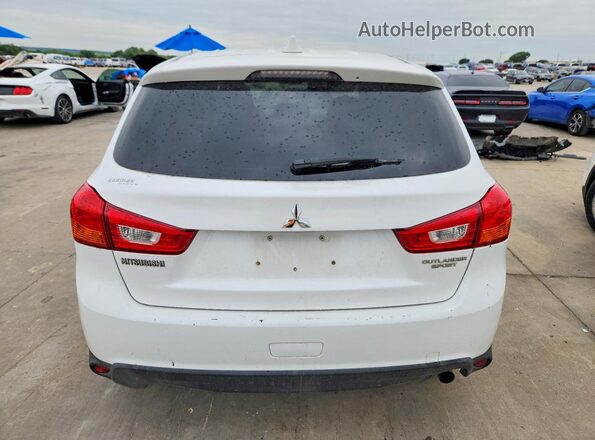 JA4AP3AU7HZ013395 2017 MITSUBISHI OUTLANDER White Widok z tyłu