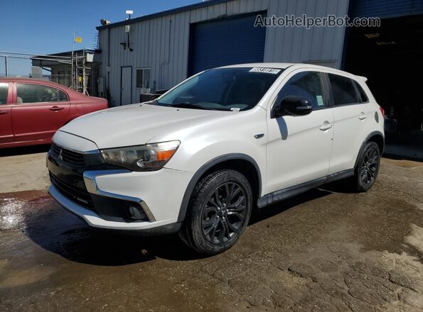 JA4AP3AU7HZ069630 2017 MITSUBISHI OUTLANDER White 