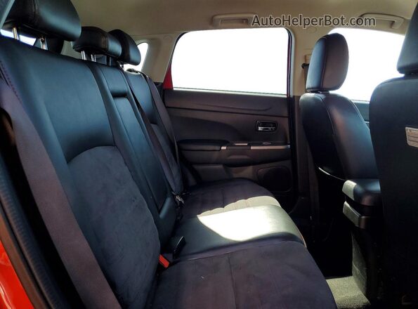 JA4AP3AW3JZ036132 2018 MITSUBISHI OUTLANDER Red Vista interior trasera