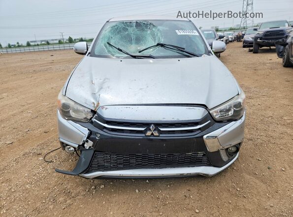 JA4AP3AW6JU015904 2018 MITSUBISHI OUTLANDER Silver Вид спереду