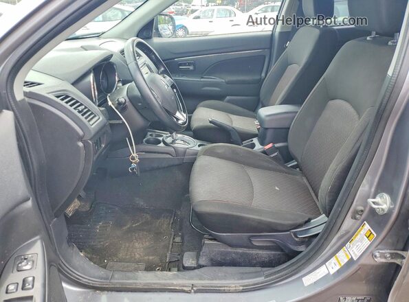JA4AP3AWXHZ030063 2017 MITSUBISHI OUTLANDER Серебряный Вид салона спереди