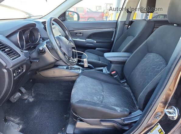JA4AP4AU1LU004459 2020 MITSUBISHI OUTLANDER Brown წინა სალონის ხედი