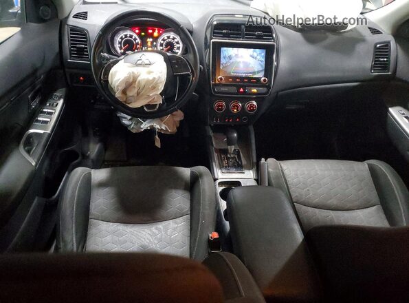 JA4AP4AU7LU025753 2020 MITSUBISHI OUTLANDER Black Вид панелі приладів