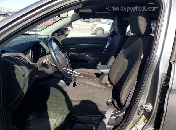 JA4AP4AU8LU026071 2020 MITSUBISHI OUTLANDER Gray Սալոնի դիմացի տեսք