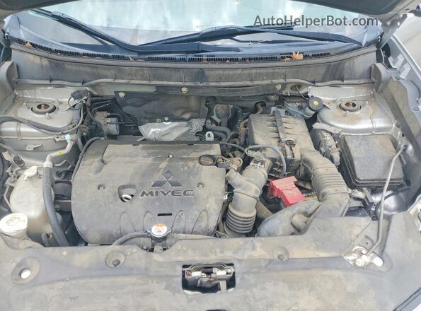 JA4AP4AU9KU012484 2019 MITSUBISHI OUTLANDER Silver Вид підкапотного простору