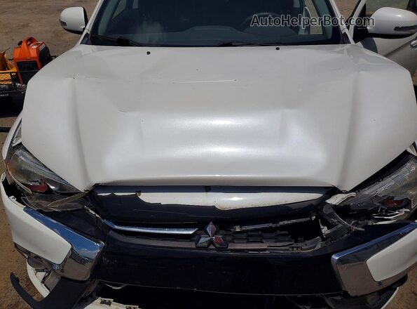 JA4AP4AW3JZ001550 2018 MITSUBISHI OUTLANDER White ძრავის განყოფილების ხედი