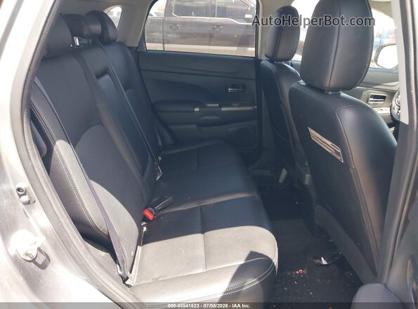 JA4AP4AW5JU025104 2018 MITSUBISHI OUTLANDER SPORT Silver VIN կոդի պիտակի տեսք