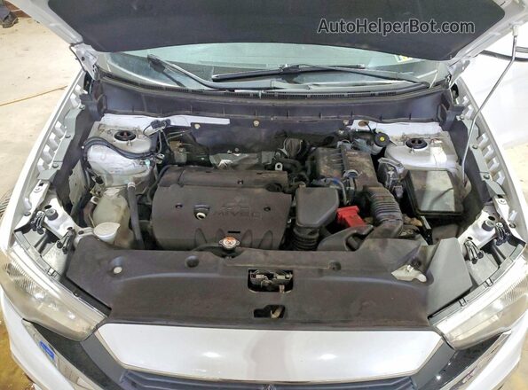 JA4AP4AW7GZ055071 2016 MITSUBISHI OUTLANDER White Vista del compartimento del motor