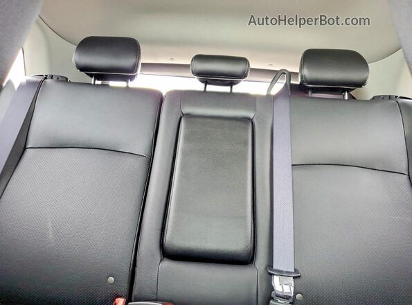 JA4AP4AWXGZ027619 2016 MITSUBISHI OUTLANDER Silver Widok tylnych siedzeń
