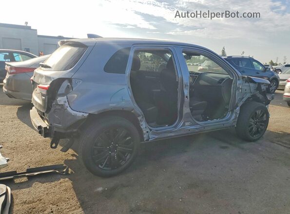 JA4APUAU2MU024429 2021 MITSUBISHI OUTLANDER Silver Задня права чверть