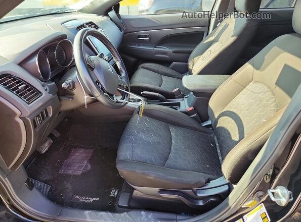 JA4APUAU6MU014762 2021 MITSUBISHI OUTLANDER Black წინა სალონის ხედი