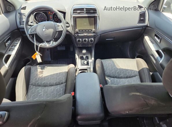 JA4APVAU0MU021776 2021 MITSUBISHI OUTLANDER Черный Вид панели приборов