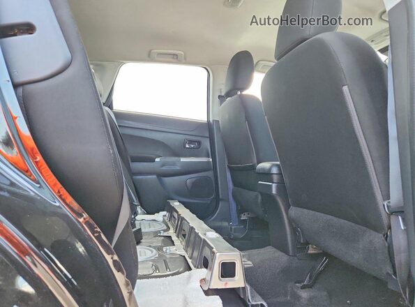 JA4APVAU4MU012496 2021 MITSUBISHI OUTLANDER Black Vista de los asientos traseros