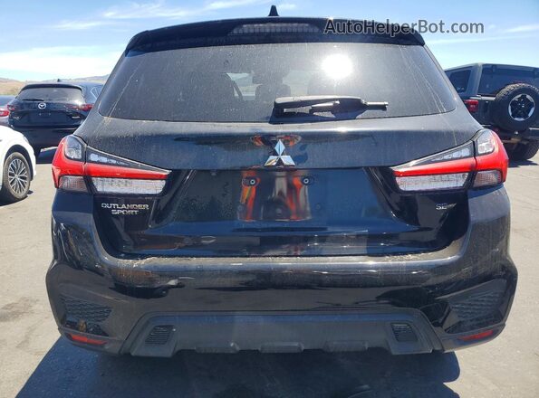 JA4APVAU4MU015916 2021 MITSUBISHI OUTLANDER Black Widok z tyłu